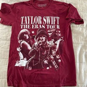 Taylor Swift The Eras Tour RED (Taylor's Version) Album T-Shirt Size M